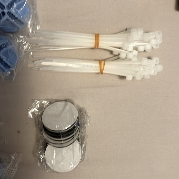 COPY - Animal Cage Indoor Portable Metal Wire. Fence for Small Animals (28 blue… - Picture 8 of 9